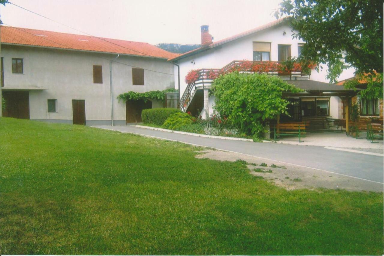 Gasthaus Janezinovi House Ratecevo Brdo Exterior foto